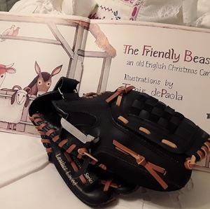 NEW, MacGregor OFFICIAL T-BALL USA LEATHER GLOVE